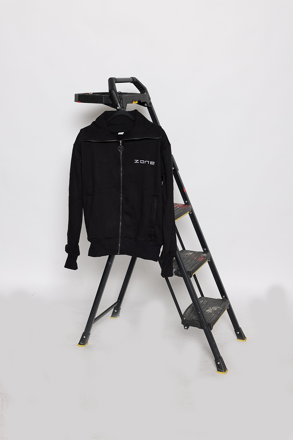 THE ABIGAIL ZIP